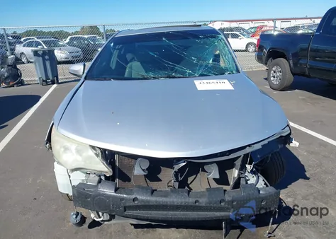 2012 Toyota Camry Xle z USA, uszkodzony, nr VIN 4T4BF1FK6CR211112